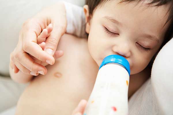 Nguyên nhân, triệu chứng và cách phòng ngừa trẻ bị dị ứng sữa